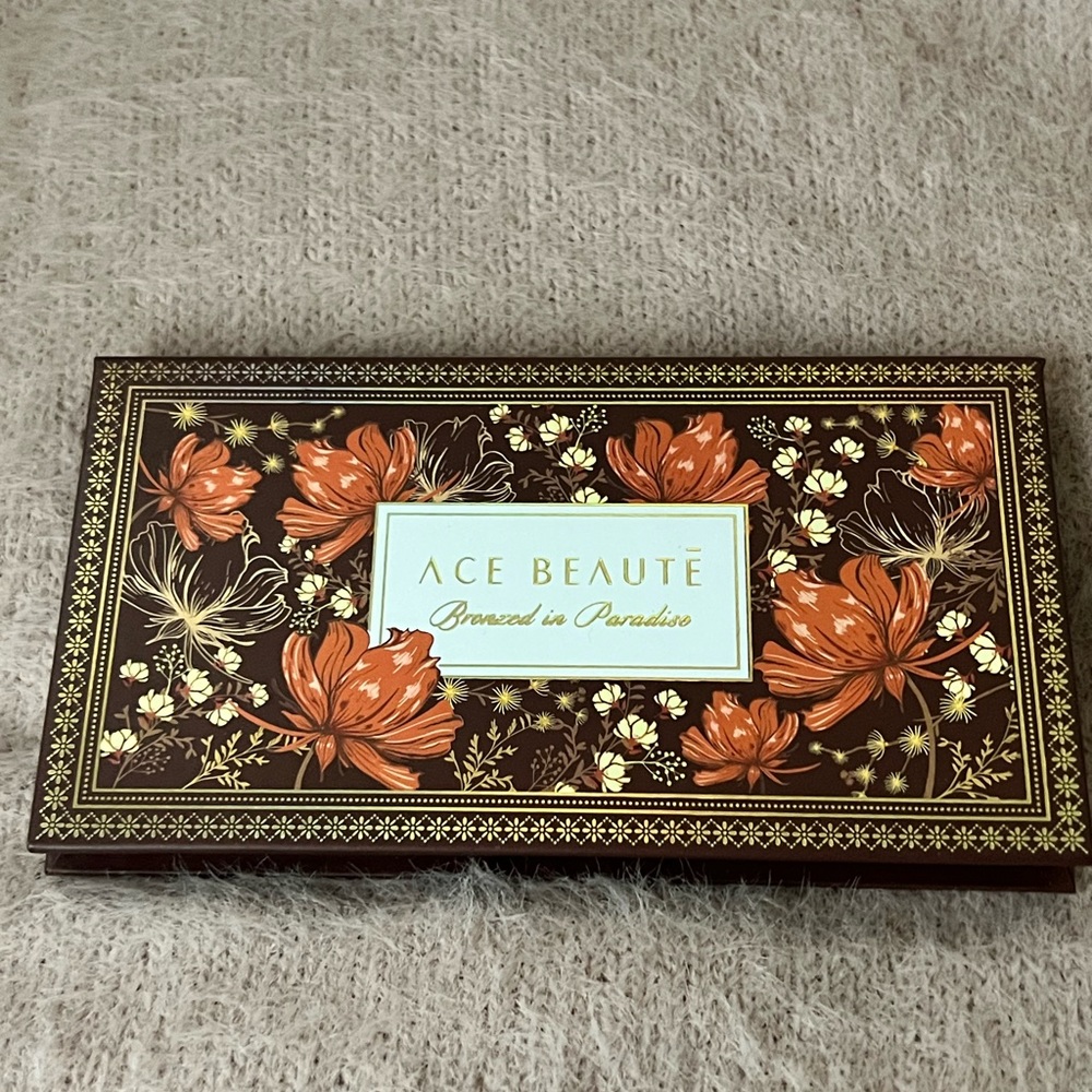 Ace Beauté Bronzed in Paradise Palette